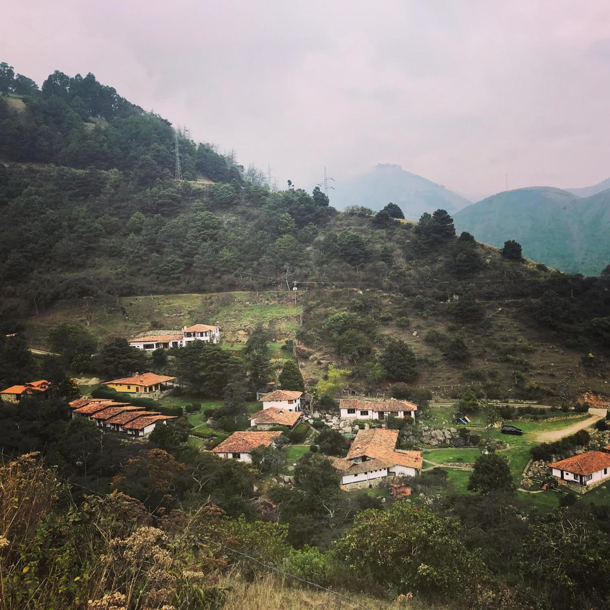 Estancia La Canada Merida ภายนอก รูปภาพ